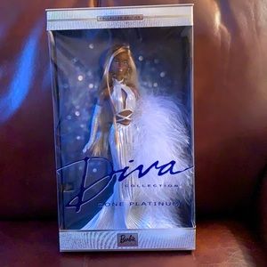 RARE DOLL 2001 - Diva Collection Gone Platinum African American Doll